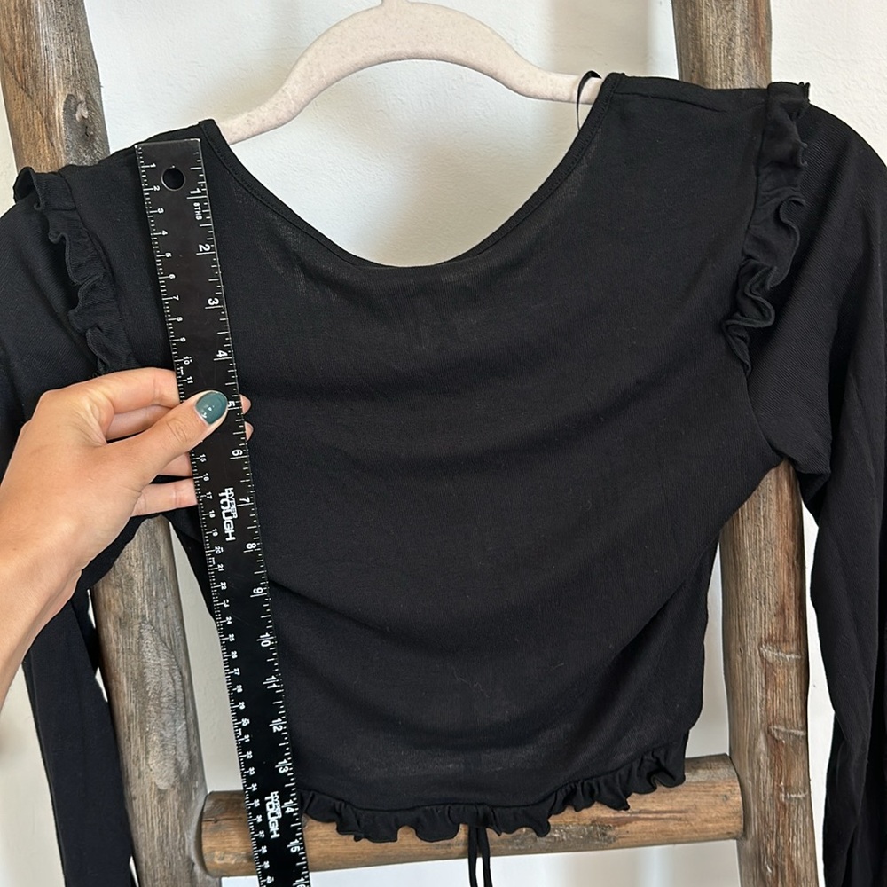 H&M Black Ribbed Drawstring-Detail Top / Size XS - Picture 10 of 13
